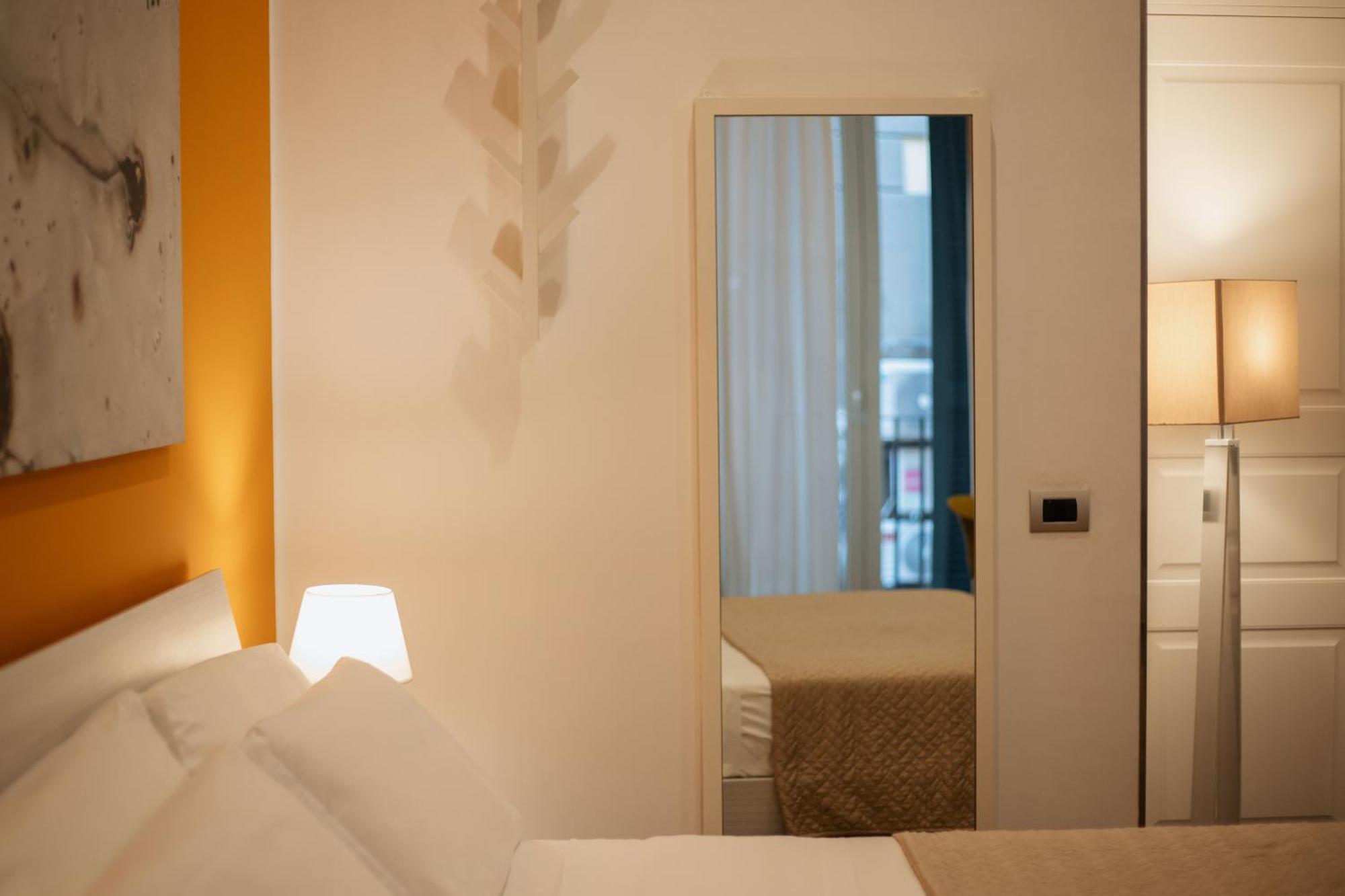 Appartement Hello Chiaia Napoli By Progecta Srl Extérieur photo